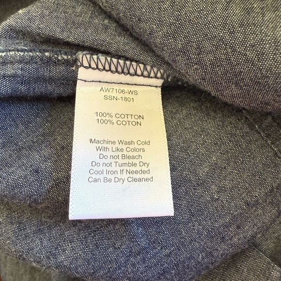 ATM Chambray Dress with Side Pockets and Slit Neck in Size Large - Picture 6 of 6